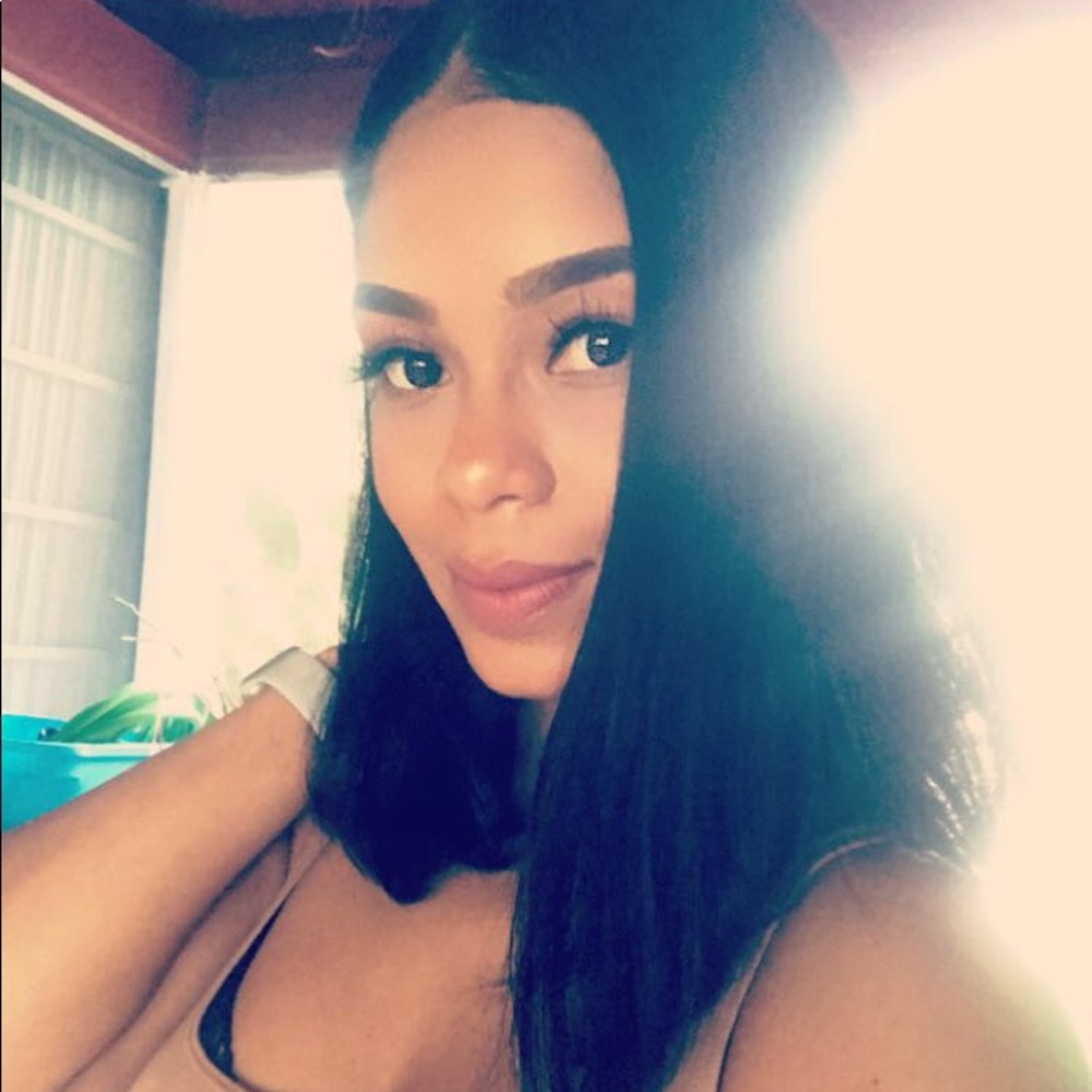 Meet your Posher, Sheana